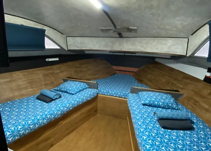 Bådhotel Experiencia En El Mar C