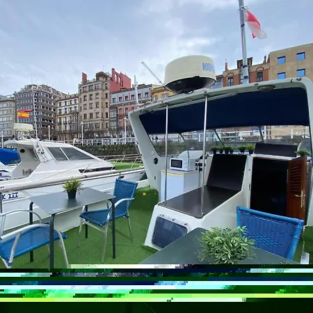 Experiencia En El Mar C Botel Gijón